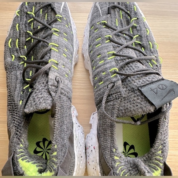 NIKE SPACE HIPPIE - Picture 3 of 7